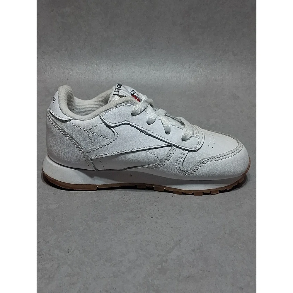 Reebok classic leather toddlers shoes core White size 6